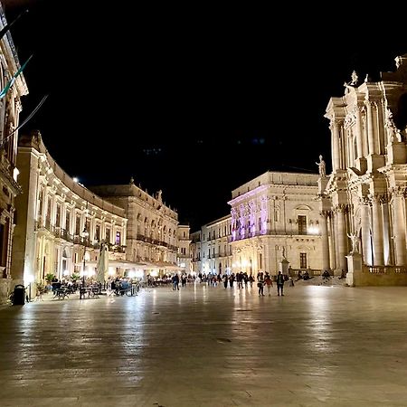 Elegante Appartamento In Palazzo Storico Ortigia Syracuse Buitenkant foto