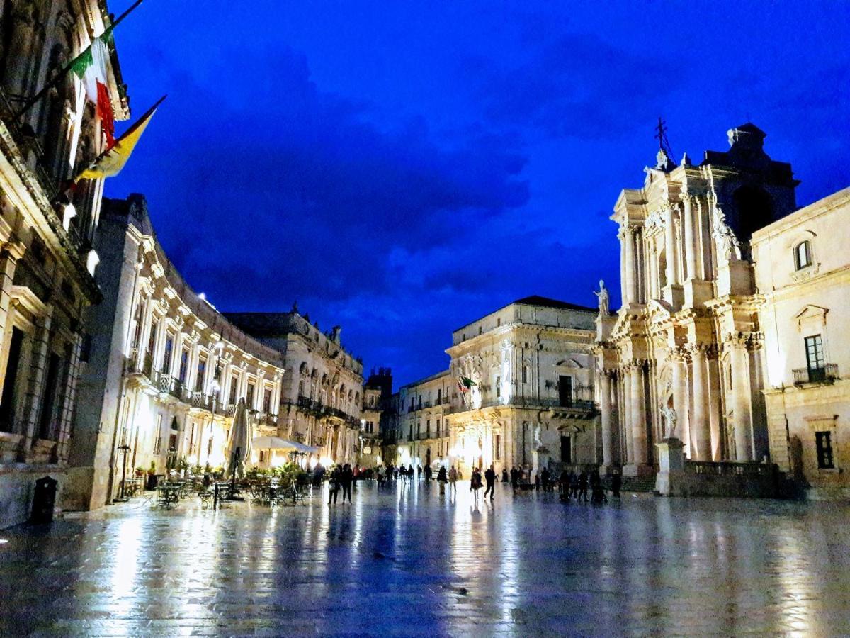 Elegante Appartamento In Palazzo Storico Ortigia Syracuse Buitenkant foto