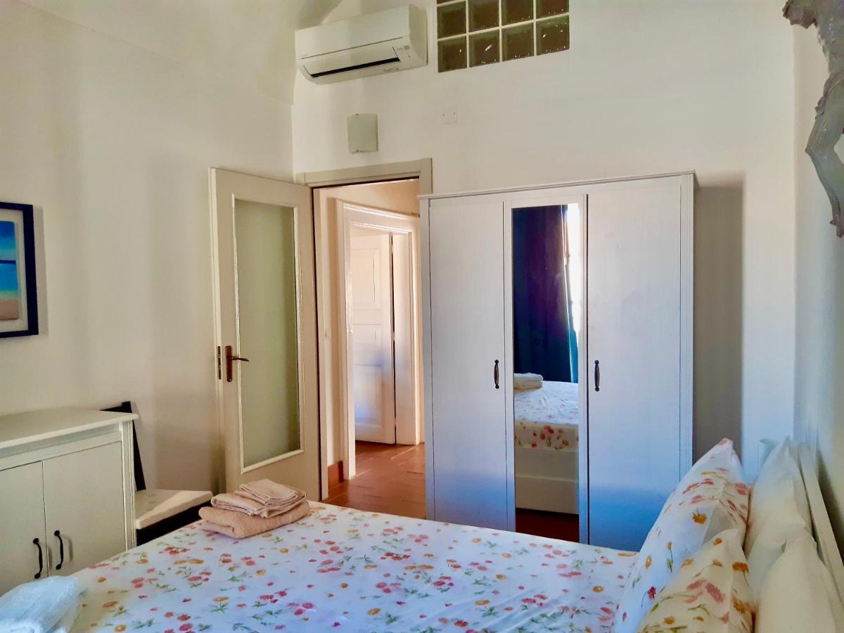 Elegante Appartamento In Palazzo Storico Ortigia Syracuse Buitenkant foto