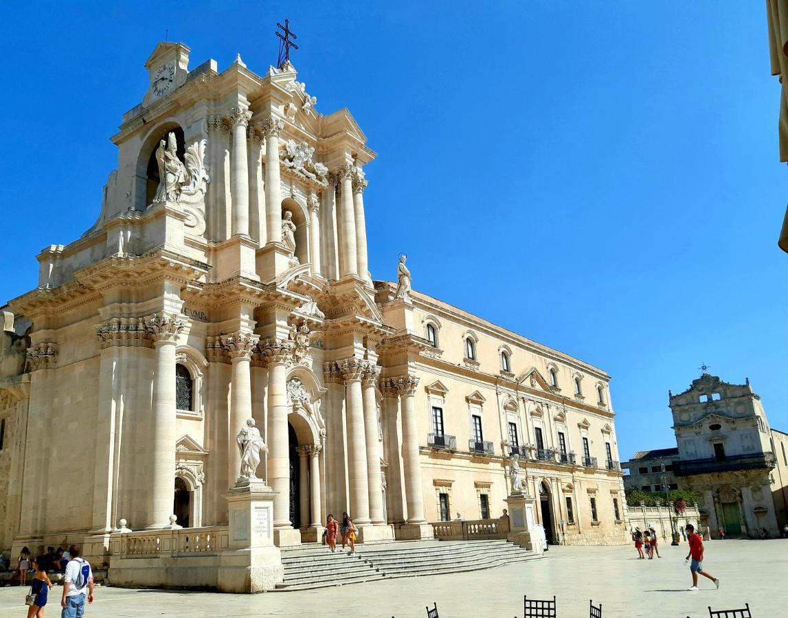 Elegante Appartamento In Palazzo Storico Ortigia Syracuse Buitenkant foto