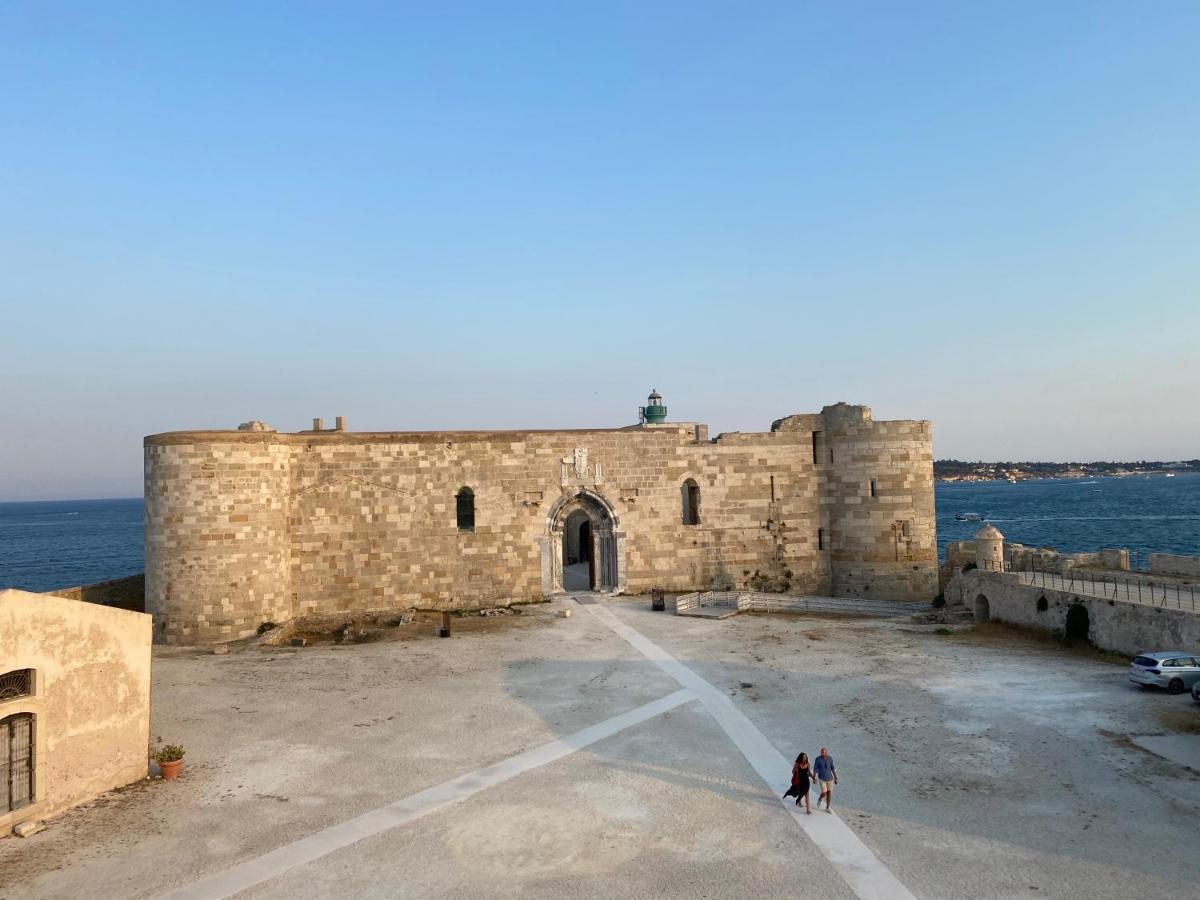 Elegante Appartamento In Palazzo Storico Ortigia Syracuse Buitenkant foto