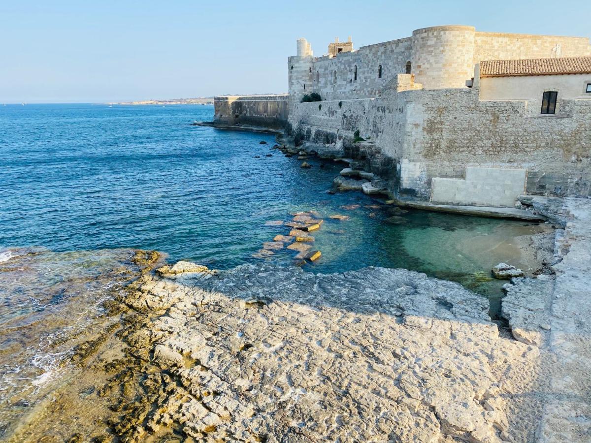 Elegante Appartamento In Palazzo Storico Ortigia Syracuse Buitenkant foto