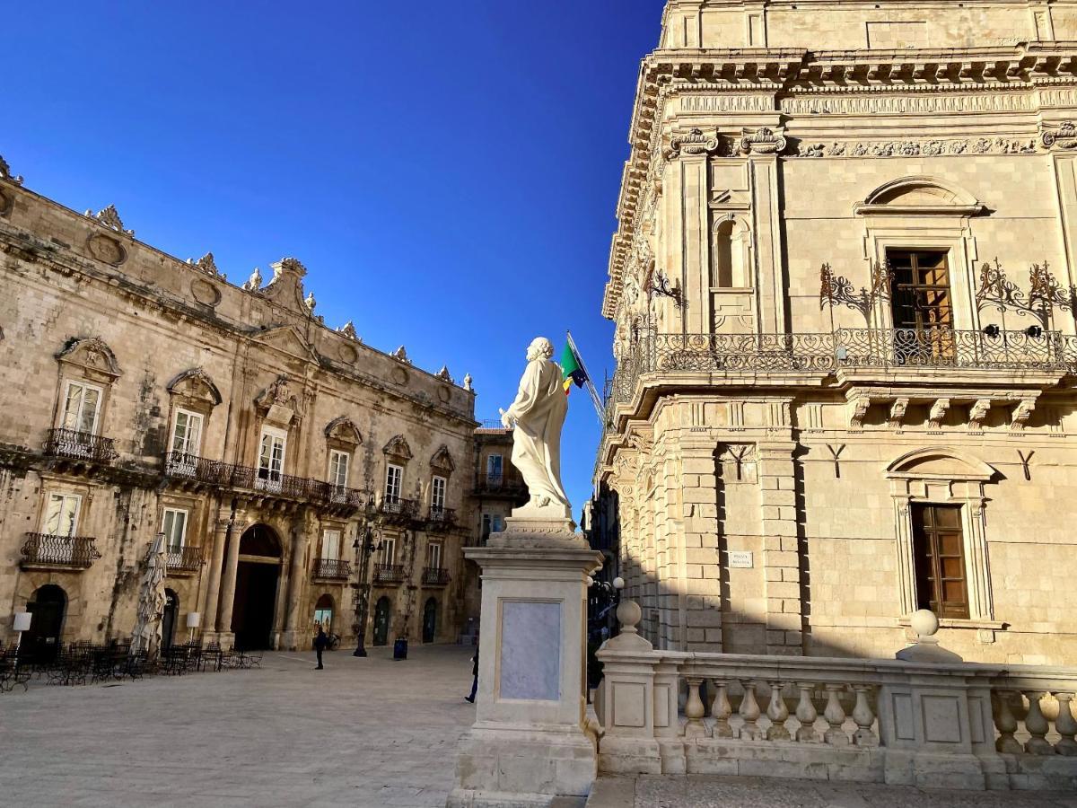 Elegante Appartamento In Palazzo Storico Ortigia Syracuse Buitenkant foto