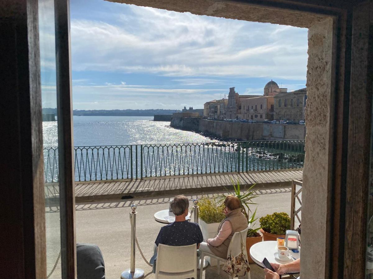 Elegante Appartamento In Palazzo Storico Ortigia Syracuse Buitenkant foto