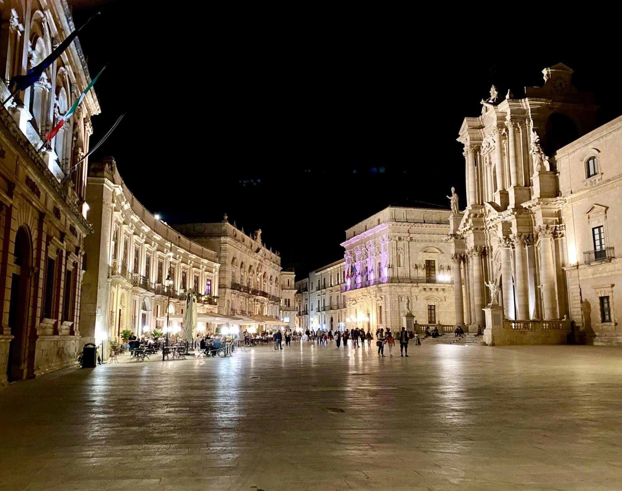 Elegante Appartamento In Palazzo Storico Ortigia Syracuse Buitenkant foto